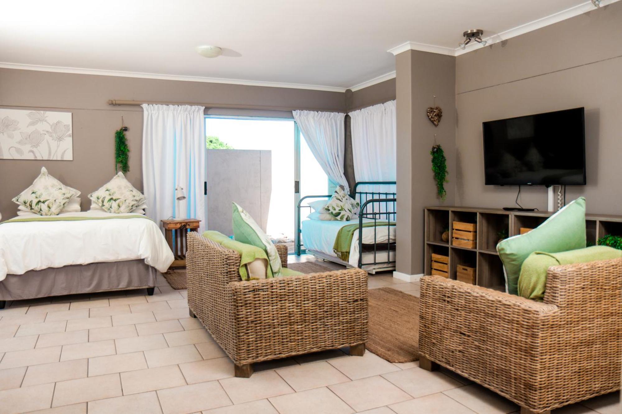 Nine On Uys Street B & B Jeffreys Bay Exterior photo