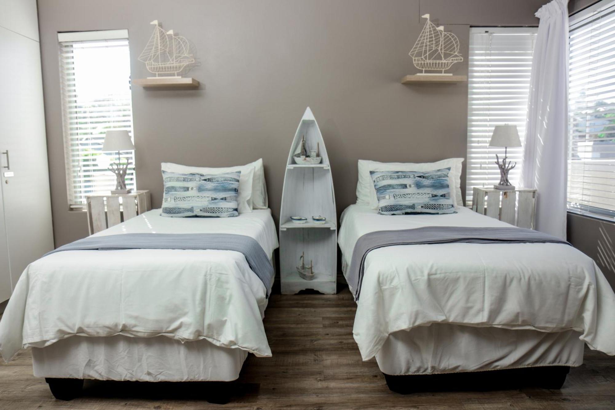 Nine On Uys Street B & B Jeffreys Bay Exterior photo