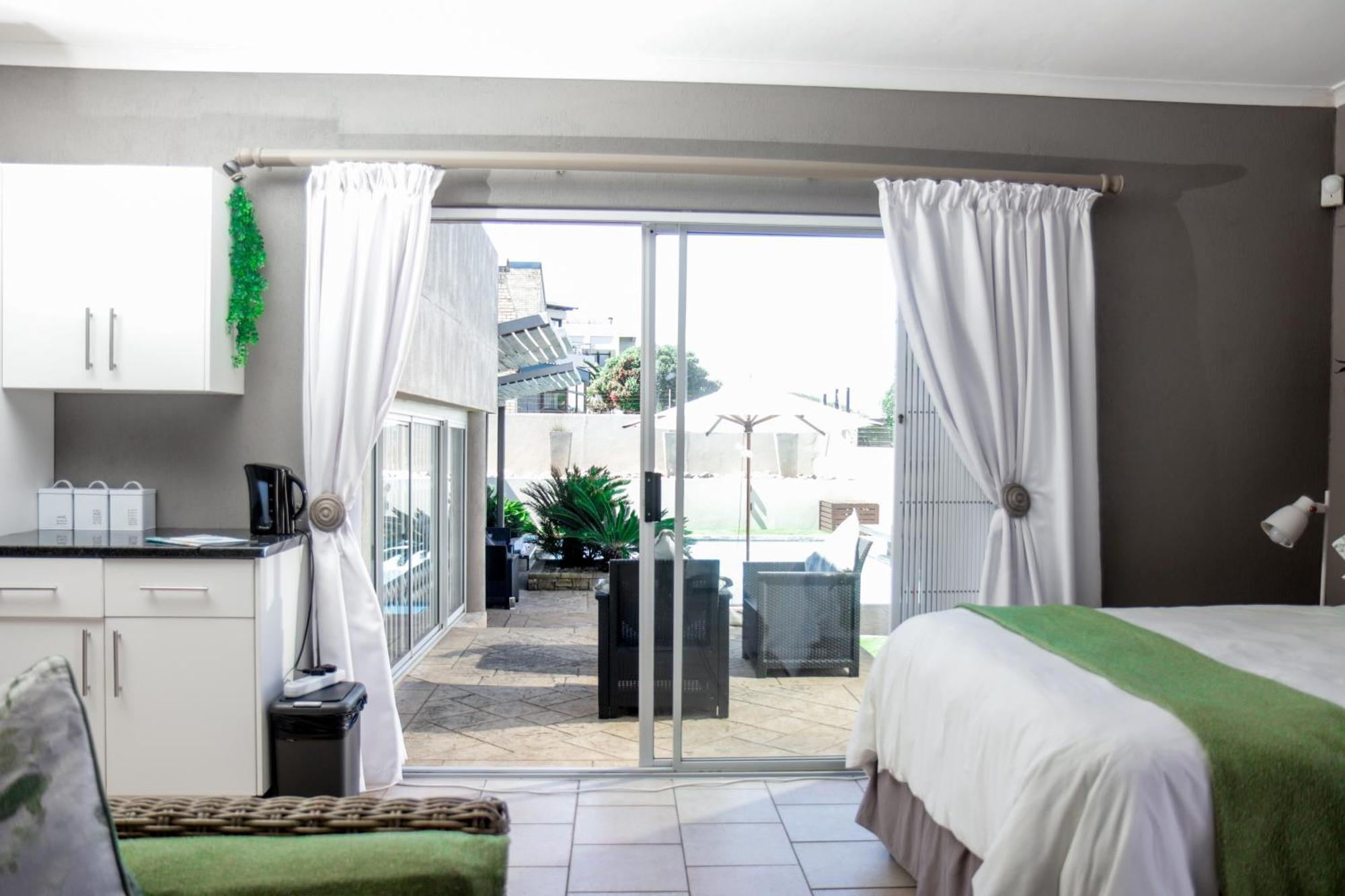 Nine On Uys Street B & B Jeffreys Bay Exterior photo